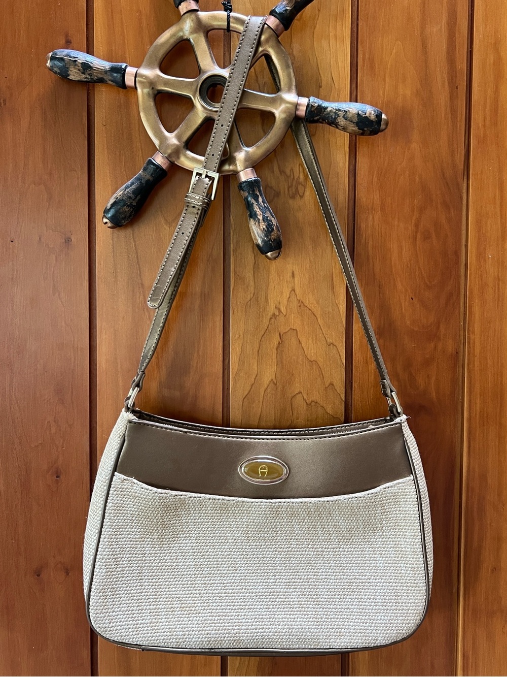 Etienne Aigner Y2K Shoulder Bag Jute Faux Leather Bronze Tone Trim Excellent Con
